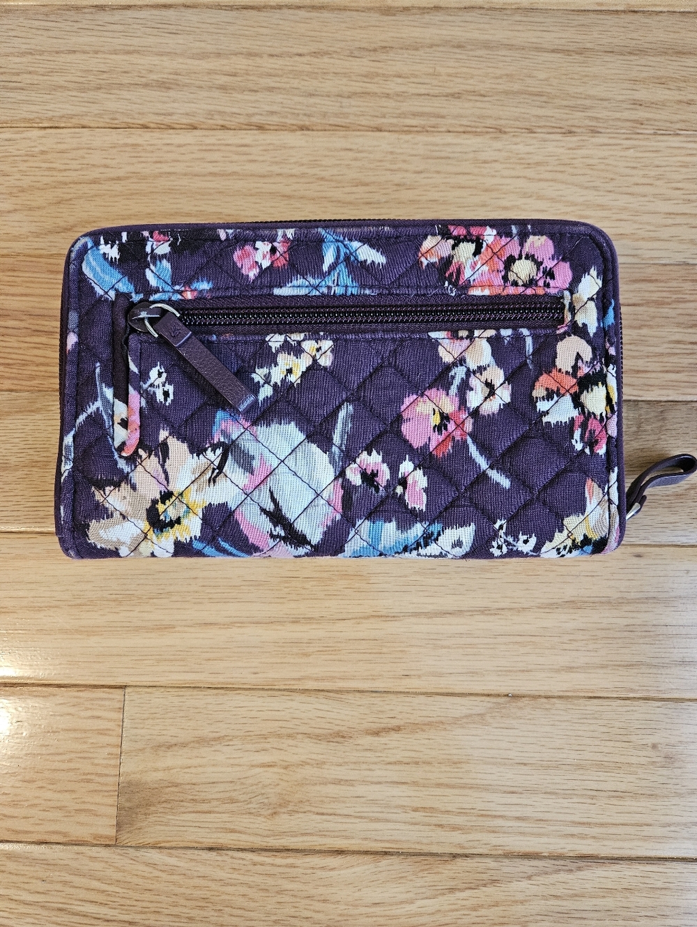 Vera Bradley Purple Floral RFID Turnlock Women's Wallet Indian Rose Pattern - Picture 2 of 6